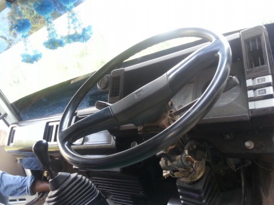 รถอีซูซุ 6 ล้อ ( ไม่ดั้ม ) FTR 160 แรงม้า. ติดเครน 3 ตัน. สนใจติดต่อ 081 - 6079515 รถอีซูซุ 6 ล้อ ( ไม่ดั้ม ) FTR 160 แรงม้า. ติดเครน 3 ตัน. สนใจติดต่อ 081 - 6079515