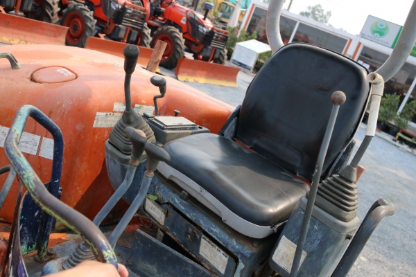 YANMAR VIO40 เก่านอก เอวแน่น ปั็มแรง สภาพพร้อมใช้ สุดๆเอาไปแบ่งกันใช้ได้เลย YANMAR VIO40 เก่านอก เอวแน่น ปั็มแรง สภาพพร้อมใช้ สุดๆเอาไปแบ่งกันใช้ได้เลย