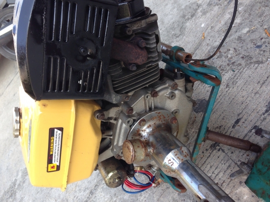 ขายเครื่องเรือหางยาว 13 hp สตาท์ไฟฟ้า