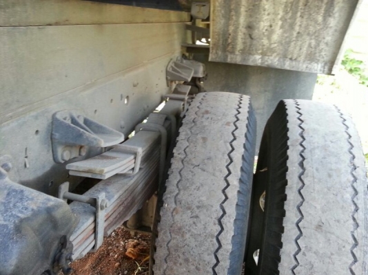 รถฮีโน่ 6 ล้อดั้ม 220 แรงม้า. ปี 50  ( รถประกอบ )  สนใจติดต่อ 081 - 6079515