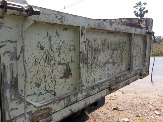 รถฮีโน่ 6 ล้อดั้ม 220 แรงม้า. ปี 50  ( รถประกอบ )  สนใจติดต่อ 081 - 6079515