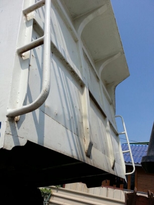 รถฮีโน่ 6 ล้อดั้ม 220 แรงม้า. ปี 50  ( รถประกอบ )  สนใจติดต่อ 081 - 6079515