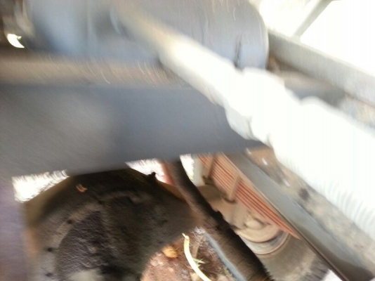 รถฮีโน่ 6 ล้อดั้ม 220 แรงม้า. ปี 50  ( รถประกอบ )  สนใจติดต่อ 081 - 6079515