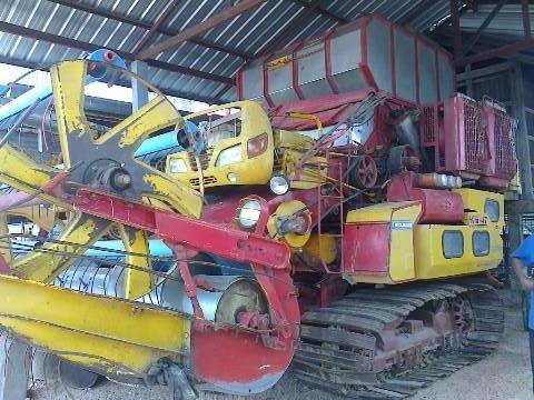 **890,000 บ.ต่อรอง**ขายแพ็คคู่ รถเกี่ยวพร้อมเทเลอร์ รถเกี่ยวแบบอุ้มศักดิ์พัฒนาฯ รุ่นKM47 เครื่องอีสุ 210แรง อุ้ม2.5ตัน ตัวเดิน 12HT ปั้มไดกิ้น23 ช่วงล่าง60\%-70\% พร้อมเทเลอร์หัวยาว2เพลา ISUZU TX 165 6BD1 เครื่องดีอึด ช่วงล่าง2เพลาเดิม(ก่าย) คัสซีดีไม่ปะไม่ **890,000 บ.ต่อรอง**ขายแพ็คคู่ รถเกี่ยวพร้อมเทเลอร์ รถเกี่ยวแบบอุ้มศักดิ์พัฒนาฯ รุ่นKM47 เครื่องอีสุ 210แรง อุ้ม2.5ตัน ตัวเดิน 12HT ปั้มไดกิ้น23 ช่วงล่าง60\%-70\% พร้อมเทเลอร์หัวยาว2เพลา ISUZU TX 165 6BD1 เครื่องดีอึด ช่วงล่าง2เพลาเดิม(ก่าย) คัสซีดีไม่ปะไม่