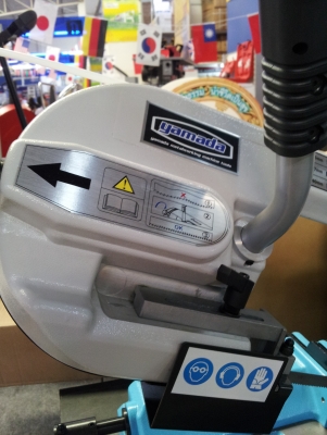 เครื่องเลื่อยสายพาน 5 นิ้ว "YAMADA" สำหรับตัดท่อ  เหล็ก สแตนเลส อะลูมิเนียม  หน้าไซด์งาน