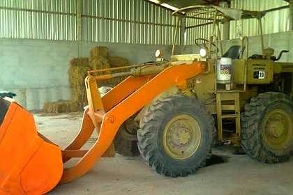 **420,000 บ.ต่อรอง**ขายรถตักล้อยาง KOMATSU JH30B ยอดนิยม เครื่องดีปั้มดี ต่อแขนแล้ว เอวแข็ง ระบบไฮฯดี ใช้งานปกติิ ไม่มีแตก ยางดี หน้า-หลัง สีสันดี พร้อมใช้งาน เอกสารสัญญาซื้อขาย ราคาต่อรองได้เด้อ พี่น้องครับ