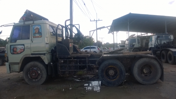 HINO FM221  พร้อมหางสองเพลา (หางไปทำงานค่ะ ไม่มีภาพถ่าย)