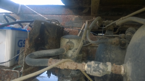 HINO FM221  พร้อมหางสองเพลา (หางไปทำงานค่ะ ไม่มีภาพถ่าย)