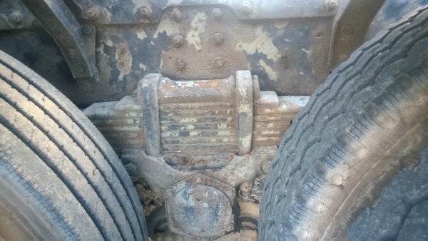 HINO FM221  พร้อมหางสองเพลา (หางไปทำงานค่ะ ไม่มีภาพถ่าย)