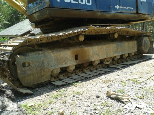 KOMATSU PC200-5