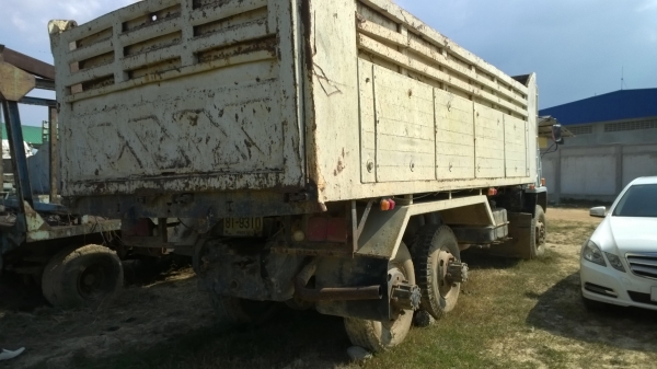 ISUZU13NFY 10ล้อดั้ม วางเครื่อง300แรง..EP100 เทอร์โบ สภาพดี ล้อ-ยางครบ.เล่มพร้อม ไม่ขาด.