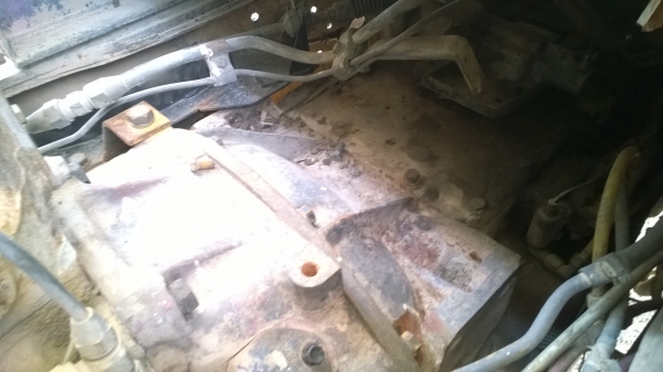 ISUZU13NFY 10ล้อดั้ม วางเครื่อง300แรง..EP100 เทอร์โบ สภาพดี ล้อ-ยางครบ.เล่มพร้อม ไม่ขาด.