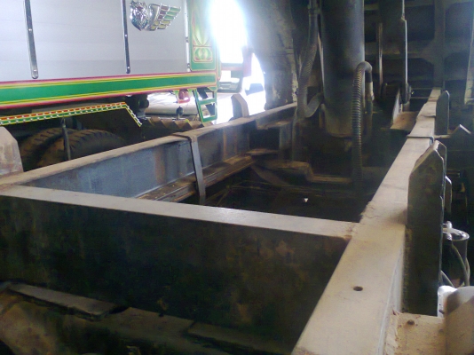 ลูกดัมพ์ ติด 10 ล้อ คัสซี 87 ซม.