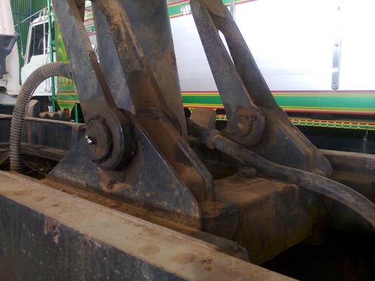 ลูกดัมพ์ ติด 10 ล้อ คัสซี 87 ซม.