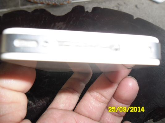 ฝากขายครับ I PHONC 4S 16gb สีขาว เครื่องศูนย์ สวยครับเครื่องใช้งานอยู่ทุกวันครับ ฝากขายครับ I PHONC 4S 16gb สีขาว เครื่องศูนย์ สวยครับเครื่องใช้งานอยู่ทุกวันครับ