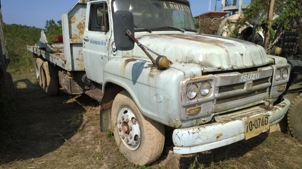 NISSAN 168แรง 10ล้อหน้ายาวพื้นเรียบเพลาเดียว สวยดี...คัสซีสวย.. เครื่อง สวยเอื่ยม