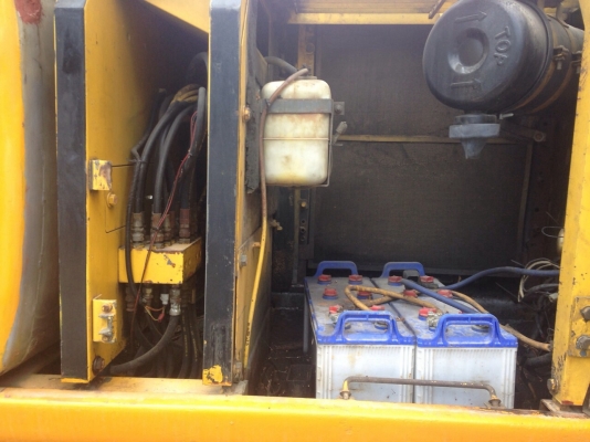 ขายด่วน!!! SUMITOMO SH120A1 รถพร้อมใช้ติดไลนหัวเจาะ ช่วงล่างเต็มค่ะ ขายด่วน!!! SUMITOMO SH120A1 รถพร้อมใช้ติดไลนหัวเจาะ ช่วงล่างเต็มค่ะ