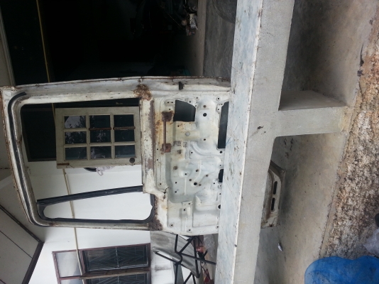 ขายประตู ISUZU ROCKY