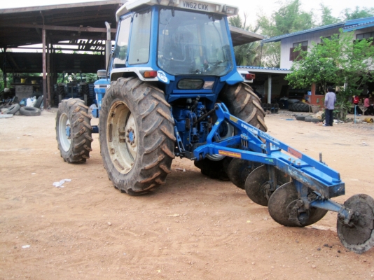 รถไถ Ford 7810 (ติดต่อ 086-1355517)