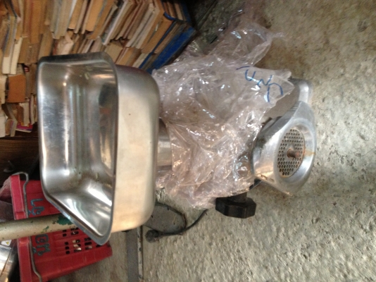 ขายเครื่องบดเนื้อ sirman สภาพดีพร้อมใช่ ถูกๆ