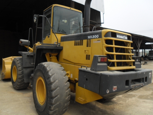 ขายรถตักล้อยาง KOMATSU WA 300-3E เก่านอกสวยสุดๆเดิมๆเอกสารอินวอยไฟฟ้าครบ