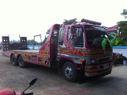 ขายด่วน HINO 195 Hp เทรลเลอร์บรรทุกรถเกี่ยว ยาง 8.25 (ทีมงานรถคุณภาพ) ขายด่วน HINO 195 Hp เทรลเลอร์บรรทุกรถเกี่ยว ยาง 8.25 (ทีมงานรถคุณภาพ)