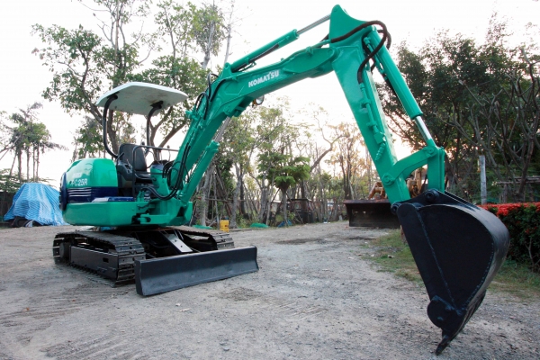 ขายรถขุดแม็กโค KOMATSU PC25R-8 รถเก่านอกแท้ๆ ไม่เคยผ่านการใช้งานในไทย  ติดต่อ 086-775-7900, 086-324-1992