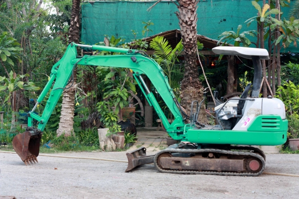 ขายรถขุดแม็กโค KOMATSU PC25R-8 รถเก่านอกแท้ๆ ไม่เคยผ่านการใช้งานในไทย  ติดต่อ 086-775-7900, 086-324-1992