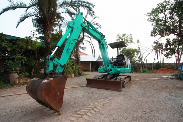 ขายรถขุดแม็กโค KOMATSU PC25R-8 รถเก่านอกแท้ๆ ไม่เคยผ่านการใช้งานในไทย  ติดต่อ 086-775-7900, 086-324-1992