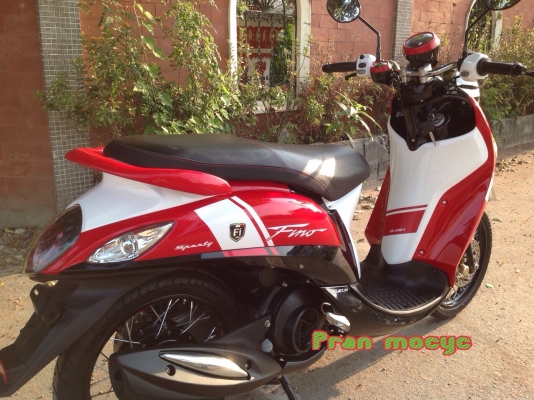 ขายyamaha fino fi สีเเดงขาวดำ  ปี2013