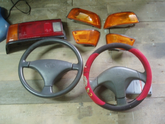 ขายพวงมาลัยมิสซูท้ายเบนซ์