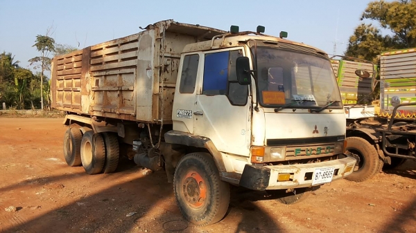 **970,000 บ.ต่อรอง**ขาย10ล้อ2เพลาดั๊ม"ไอ้หลงโบ" MITSU FN527M-TF5798 ปี 40 เครื่อง6D16-TF5798 Turbo 220HP เครื่องเดิมเกียร์เดิม 10สปีด เครื่องดีแรง ช่วงล่างคัสซีสวยเดิม ไม่ปะไม่ดาม เบรคใหญ่ เพลาบุ๋ม กระบะดั๊มเหล็กKAC สภาพดี พื้นดีข้างดี หัวบางเดิ