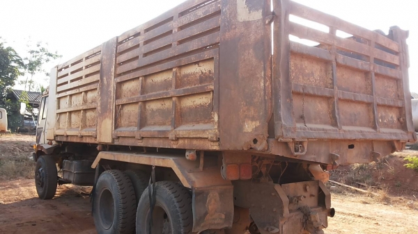 **970,000 บ.ต่อรอง**ขาย10ล้อ2เพลาดั๊ม"ไอ้หลงโบ" MITSU FN527M-TF5798 ปี 40 เครื่อง6D16-TF5798 Turbo 220HP เครื่องเดิมเกียร์เดิม 10สปีด เครื่องดีแรง ช่วงล่างคัสซีสวยเดิม ไม่ปะไม่ดาม เบรคใหญ่ เพลาบุ๋ม กระบะดั๊มเหล็กKAC สภาพดี พื้นดีข้างดี หัวบางเดิ