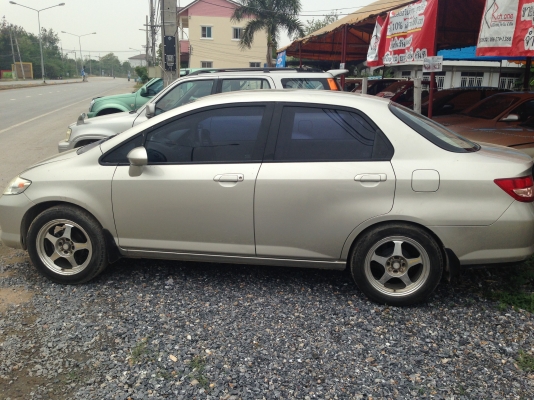 HONDA city 1.5 i-DSI 05