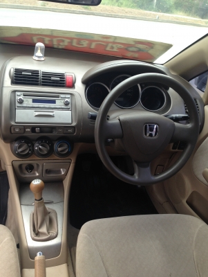 HONDA city 1.5 i-DSI 05
