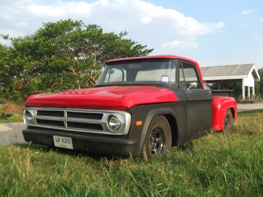 DODGE. D-100 ปี 1976 (ช่วงสั้น)