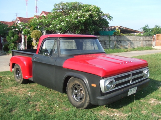 DODGE. D-100 ปี 1976 (ช่วงสั้น)