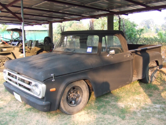 DODGE. D-100 ปี 1976 (ช่วงสั้น)