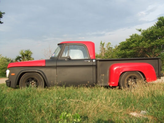 DODGE. D-100 ปี 1976 (ช่วงสั้น)