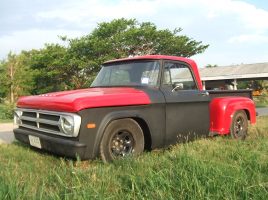 DODGE. D-100 ปี 1976 (ช่วงสั้น)