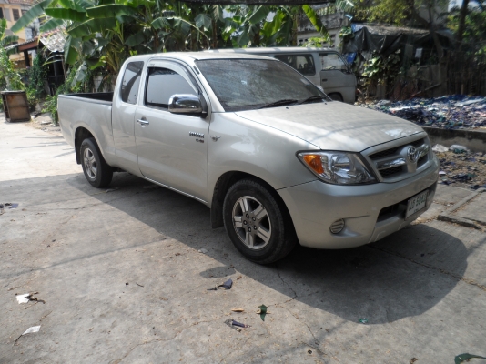 ขายด่วน toyota vigo ปี05 ตัว E ขายด่วน toyota vigo ปี05 ตัว E