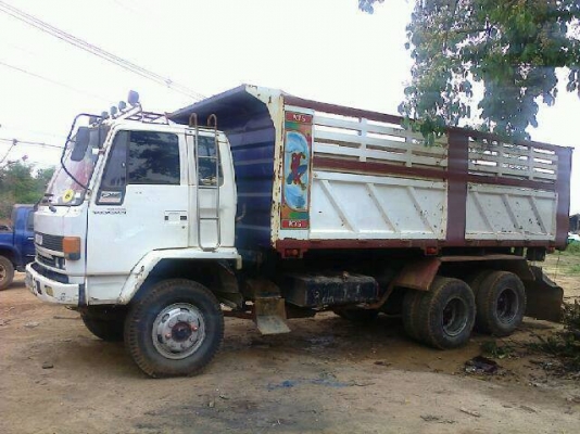 ขาย ISUZU rocky 240 ดั๊ม หัวขาว ปี 36  ราคา 1,050,000 ติดต่อคุณหนาม 087-9666599