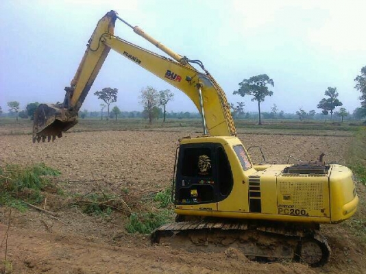 ขายเเบ็คโฮ 200 รุ่น 6 เอกสารพร้อม รถสวย ราคา 1,200,000 ต่อรองโทร 087-9666599 คุณหนาม