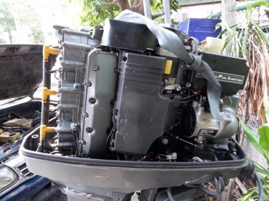 เครื่องเรือ SUZUKI 150 แรง ระบบหัวฉีดนำเข้าจากญี่ปุ่น