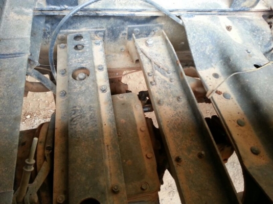 รถฮีโน่ 10 ล้อดั้ม KT - 725.  167 แรงม้า.  สนใจติดต่อ 081 - 6079515