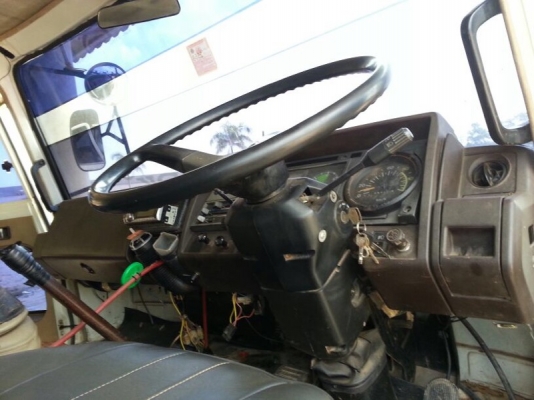 รถฮีโน่ 10 ล้อดั้ม KT - 725.  167 แรงม้า.  สนใจติดต่อ 081 - 6079515