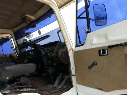 รถฮีโน่ 10 ล้อดั้ม KT - 725.  167 แรงม้า.  สนใจติดต่อ 081 - 6079515