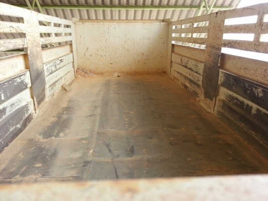 รถฮีโน่ 10 ล้อดั้ม KT - 725.  167 แรงม้า.  สนใจติดต่อ 081 - 6079515