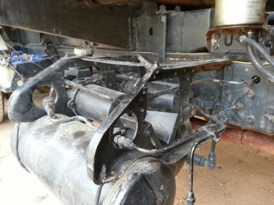 รถฮีโน่ 10 ล้อดั้ม KT - 725.  167 แรงม้า.  สนใจติดต่อ 081 - 6079515