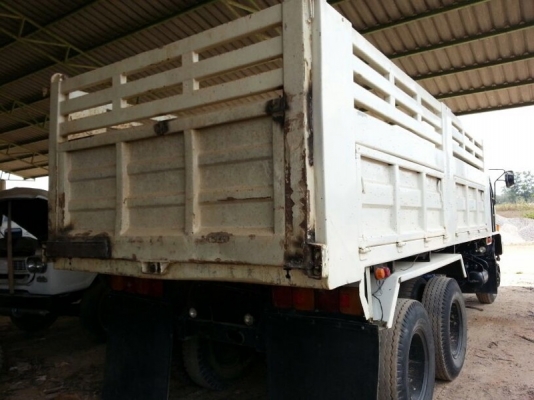 รถฮีโน่ 10 ล้อดั้ม KT - 725.  167 แรงม้า.  สนใจติดต่อ 081 - 6079515